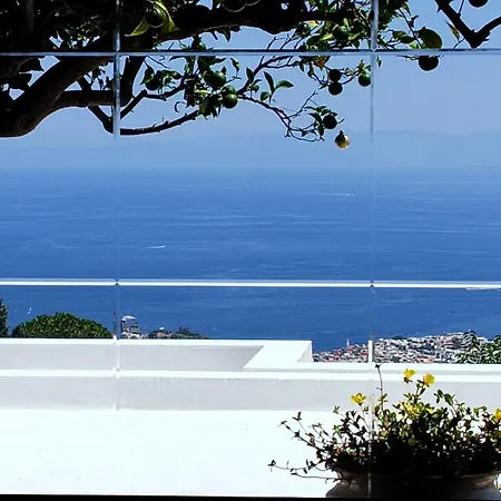 La Terrazza Sui Vulcani ヴィラ